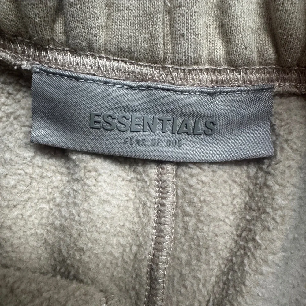 Fear of God Essentials Kids Sweat Shorts Small Tan Beige Relaxed Fleece Logo